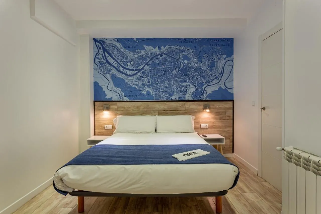 Hotel Casual Blue à Bilbao Maison d'hôtes